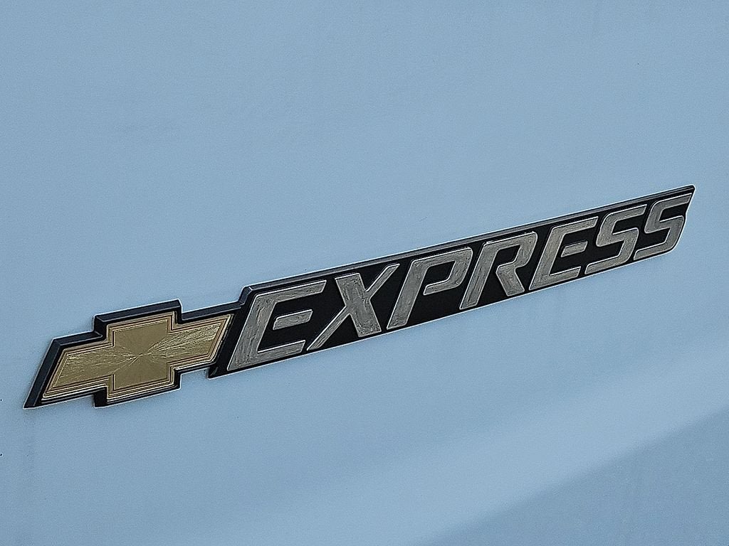 2026 Chevrolet Express Cargo WT