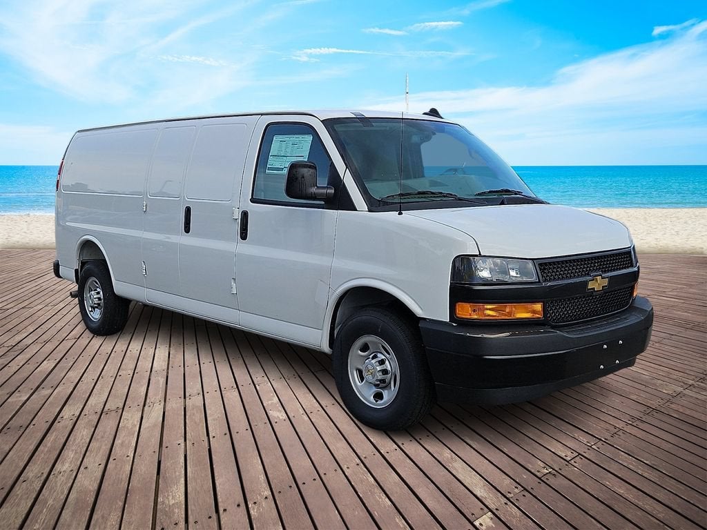 2026 Chevrolet Express Cargo WT