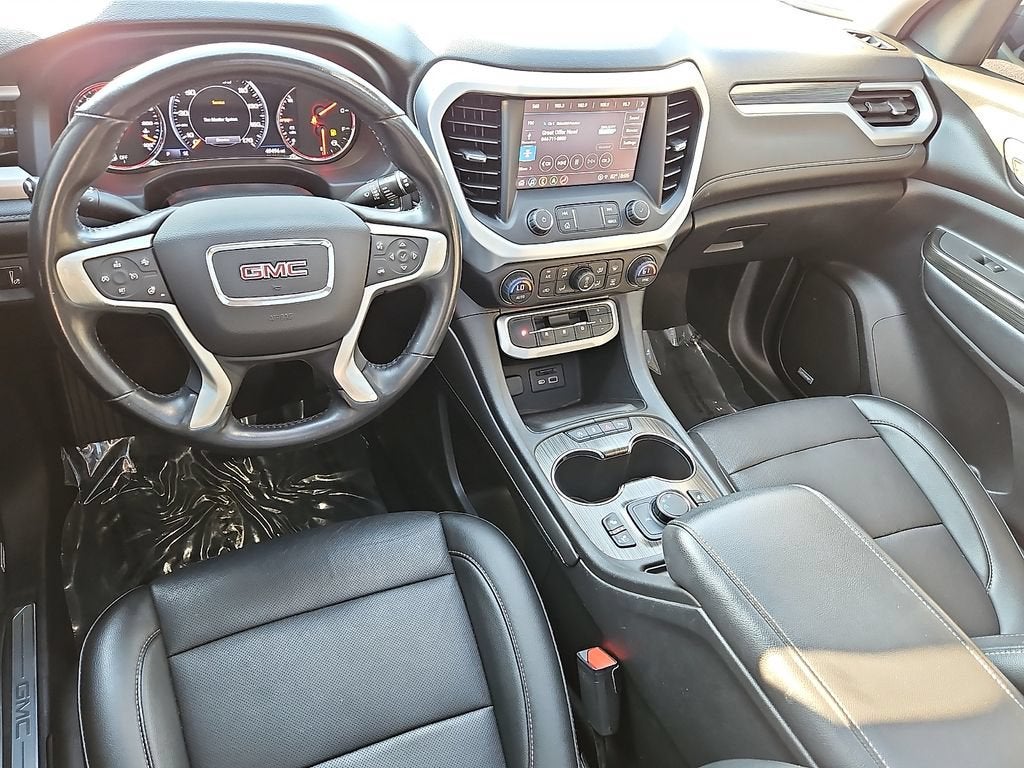 2021 GMC Acadia SLT