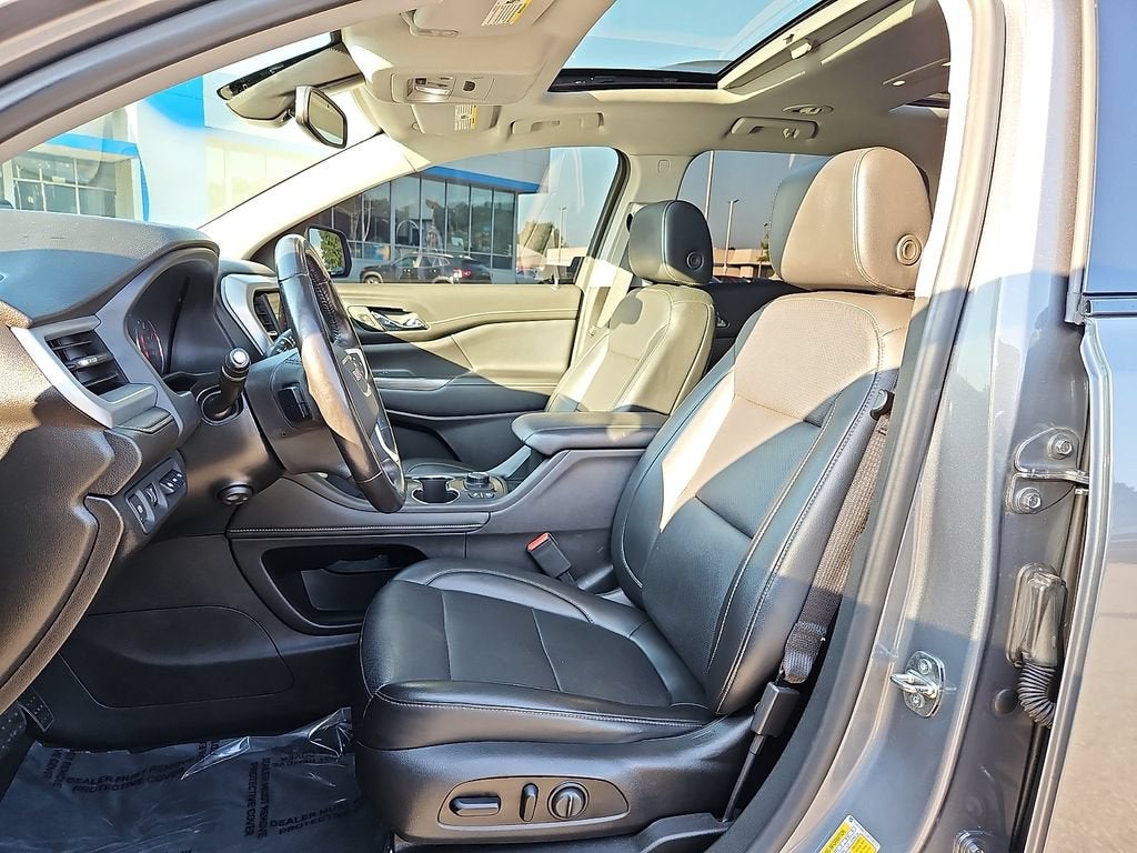 2021 GMC Acadia SLT