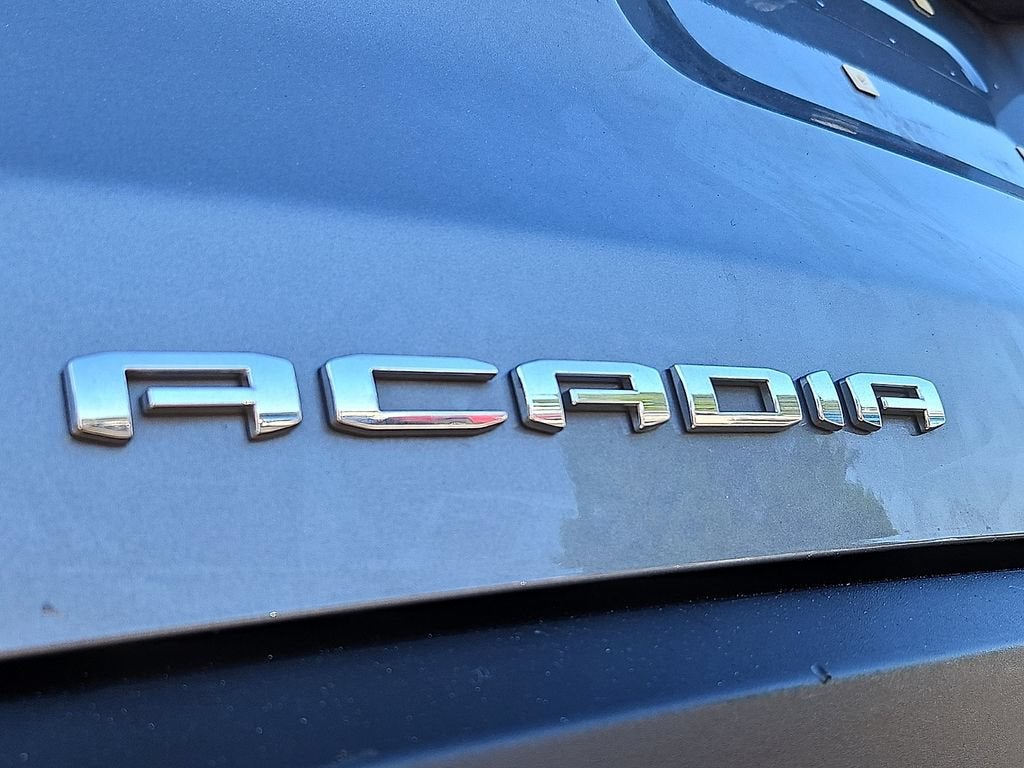 2021 GMC Acadia SLT