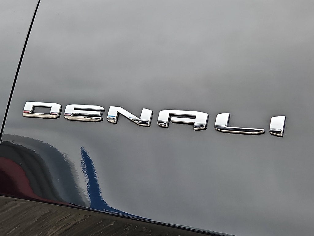 2025 GMC Yukon XL Denali Ultimate