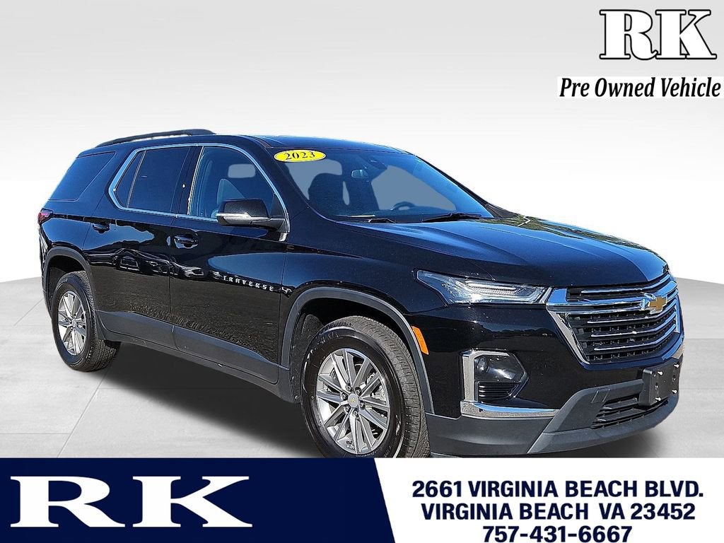2023 Chevrolet Traverse LT Cloth