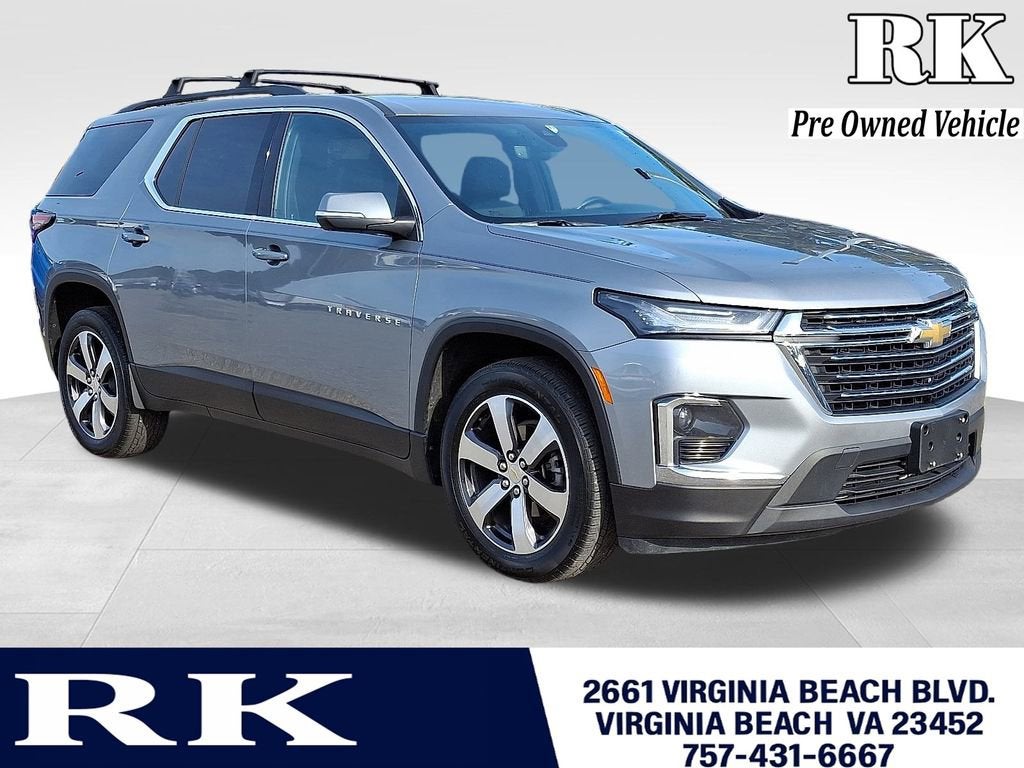 2023 Chevrolet Traverse LT Leather