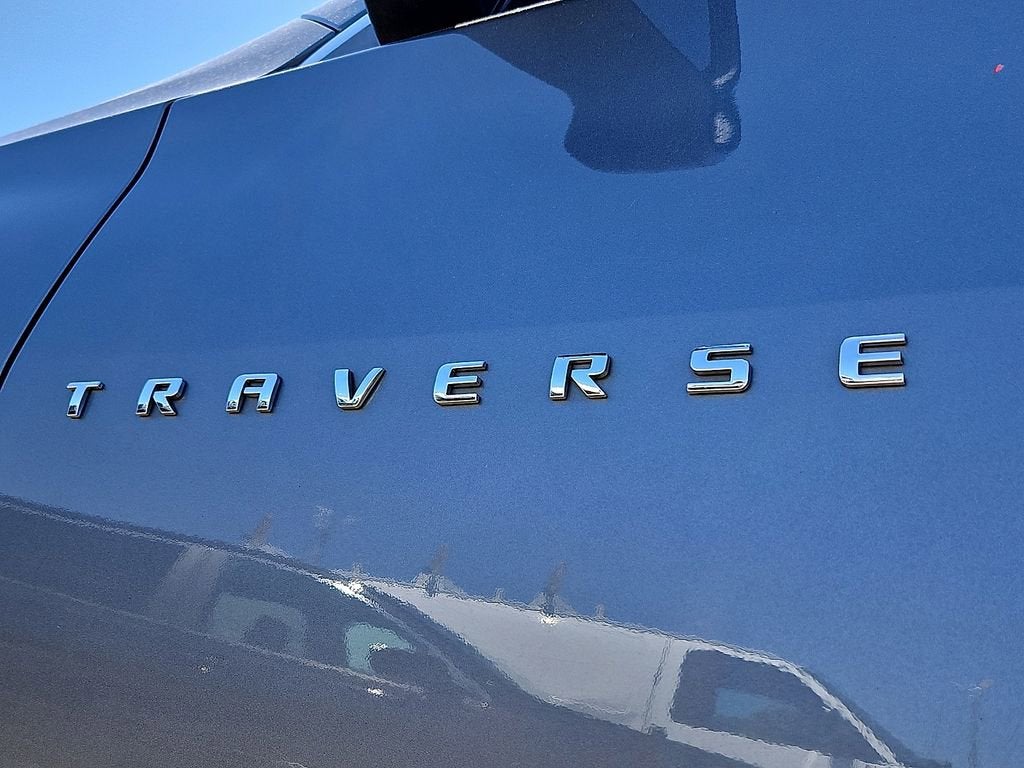 2021 Chevrolet Traverse LS