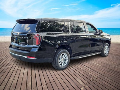 2026 Chevrolet Suburban LT