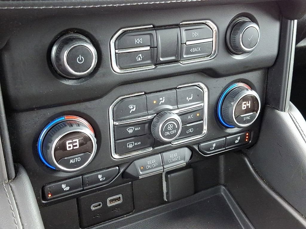 2022 Chevrolet Suburban LT