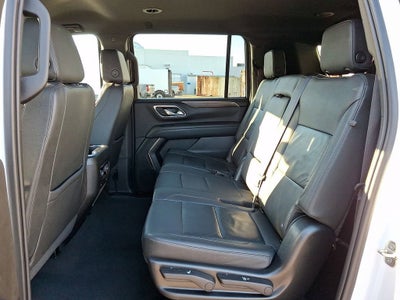 2023 Chevrolet Suburban LT