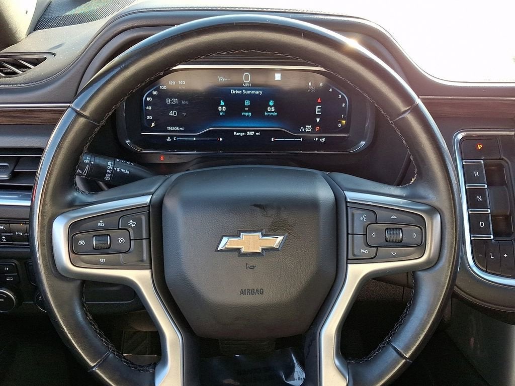 2023 Chevrolet Suburban LT