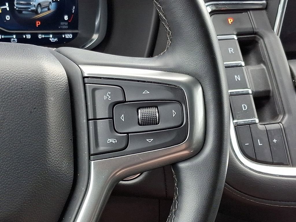 2024 Chevrolet Suburban LT