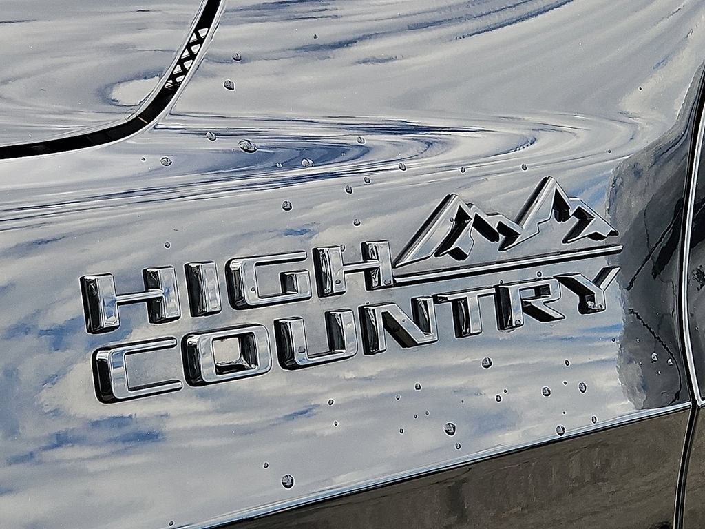 2024 Chevrolet Suburban High Country