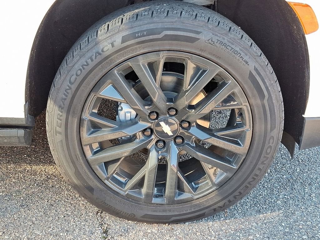 2023 Chevrolet Suburban High Country