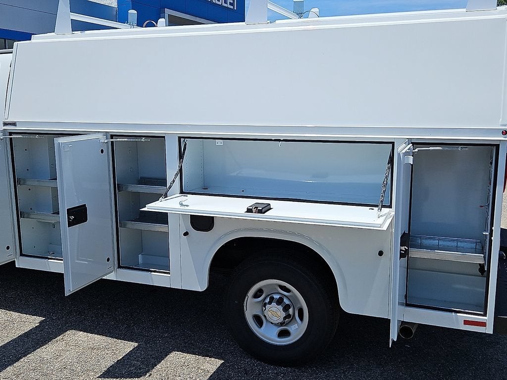 2026 Chevrolet Express Cutaway 3500 1WT
