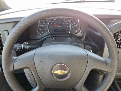 2025 Chevrolet Express Cutaway 3500 1WT