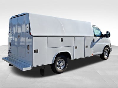 2025 Chevrolet Express Cutaway 3500 1WT