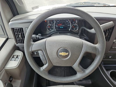 2024 Chevrolet Express Cutaway 3500 1WT