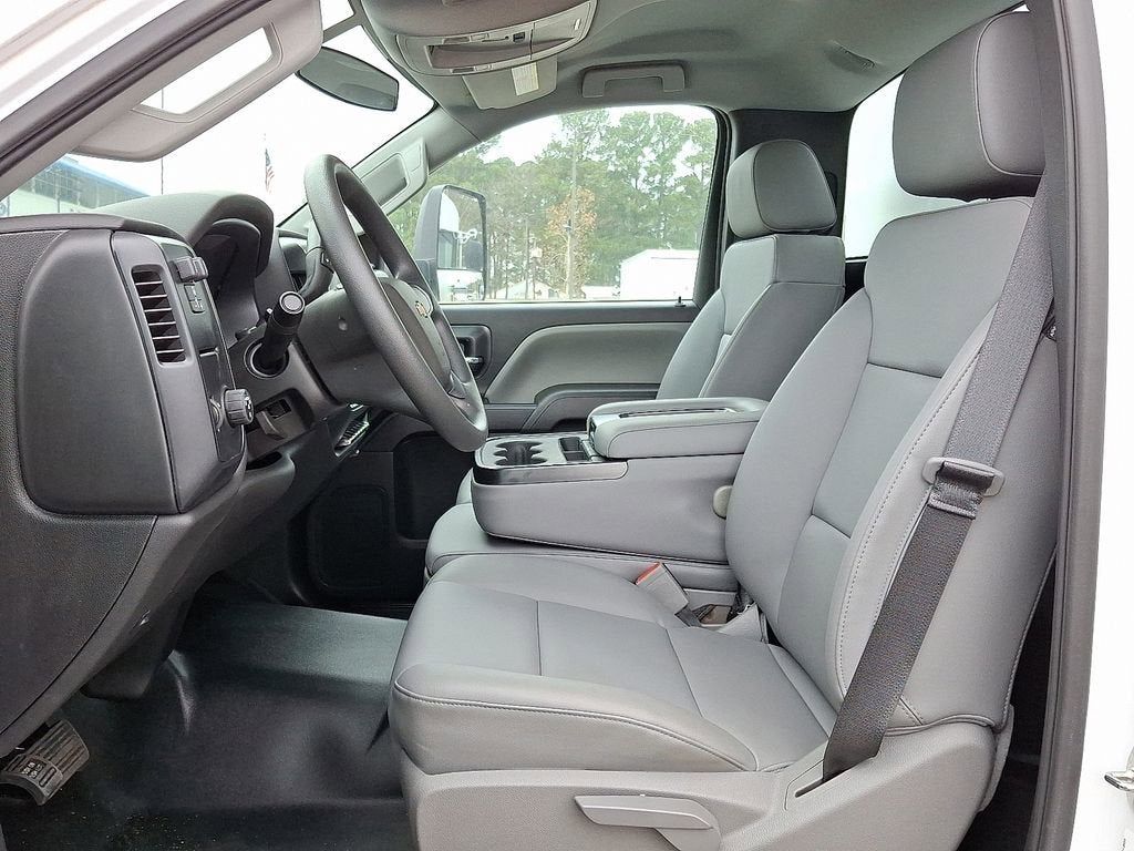 2024 Chevrolet Silverado 5500 HD Work Truck