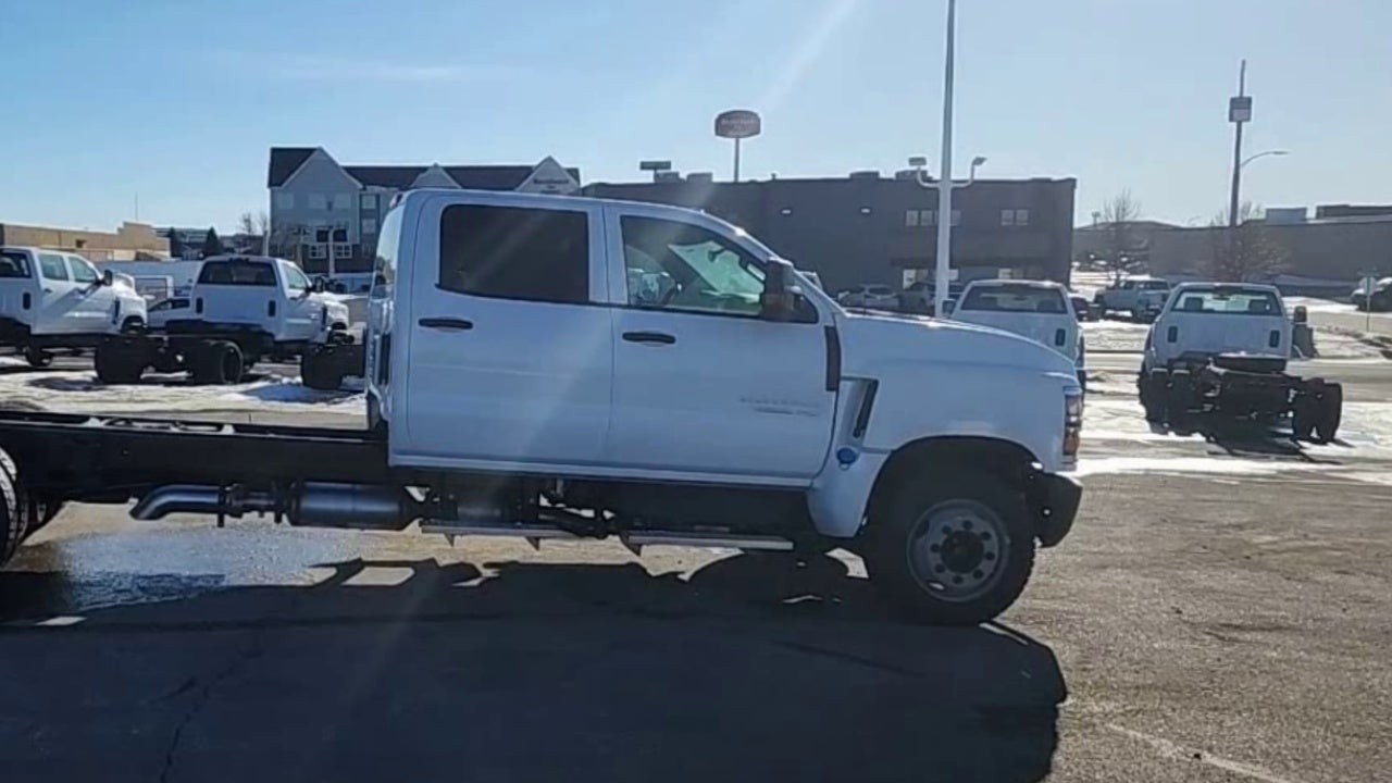 2024 Chevrolet Silverado 5500 HD Work Truck