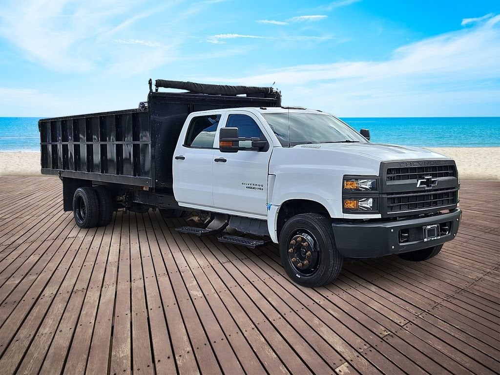 2022 Chevrolet Silverado 6500 HD Work Truck