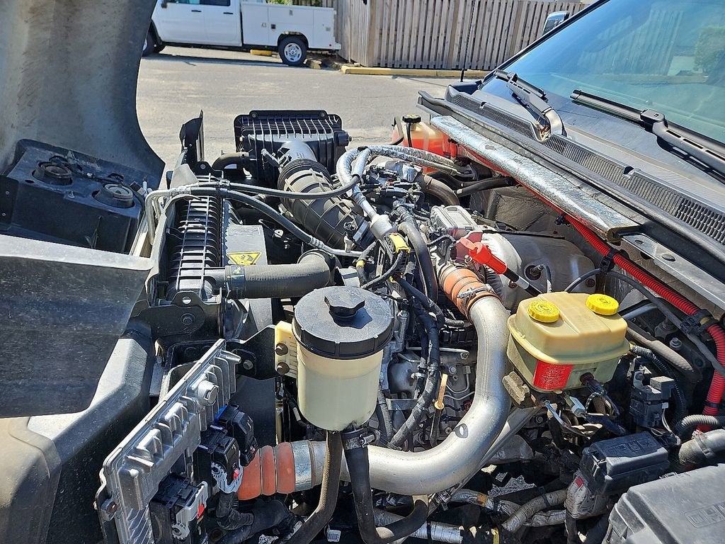 2020 Chevrolet Silverado 5500 HD LT