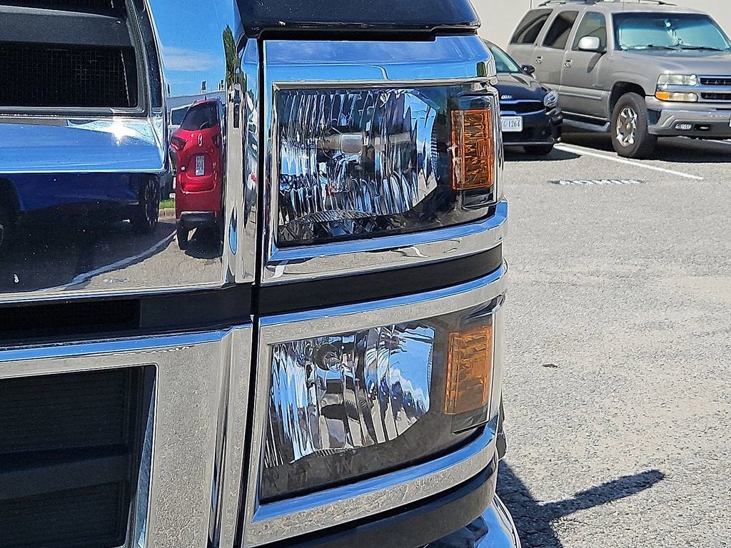 2020 Chevrolet Silverado 5500 HD LT