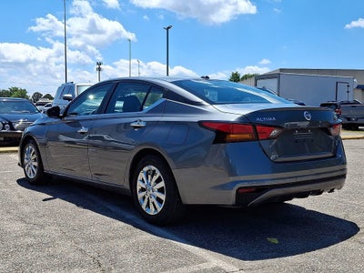 2021 Nissan Altima 2.5 SV