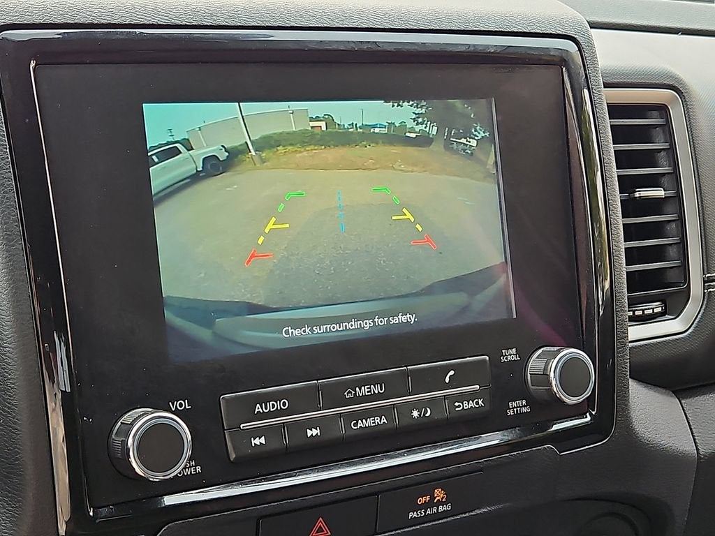 2022 Nissan Frontier Crew Cab SV 4x2