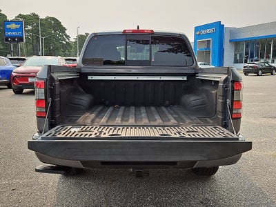 2022 Nissan Frontier Crew Cab SV 4x2