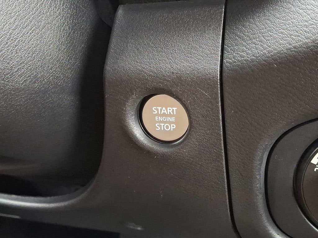 2022 Nissan Frontier Crew Cab PRO-4X 4x4