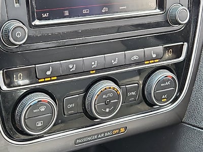 2017 Volkswagen Passat 1.8T R-Line