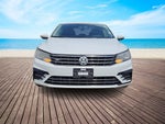 2017 Volkswagen Passat 1.8T R-Line