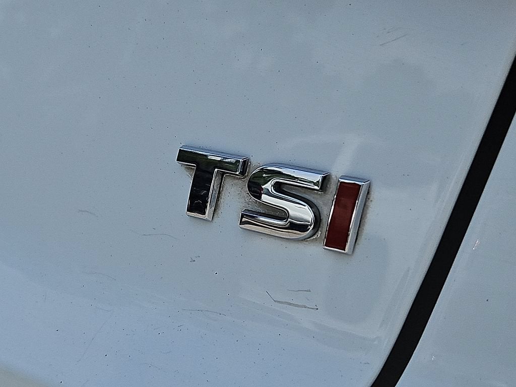 2017 Volkswagen Passat 1.8T R-Line