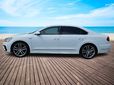2017 Volkswagen Passat 1.8T R-Line