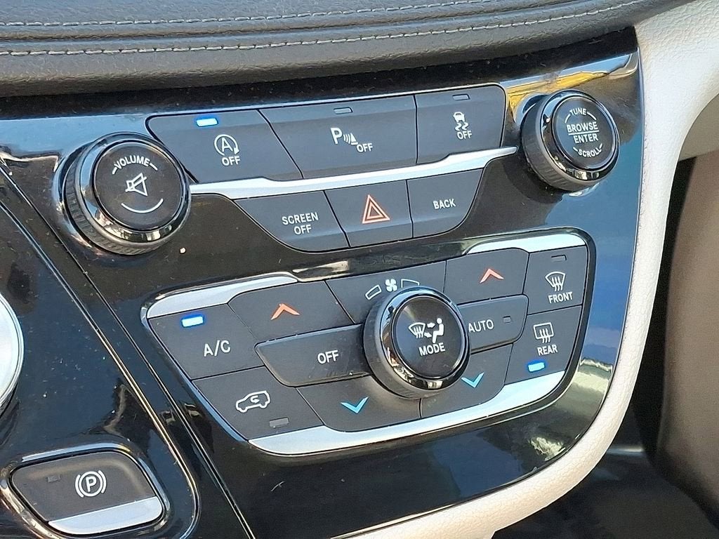 2017 Chrysler Pacifica Limited