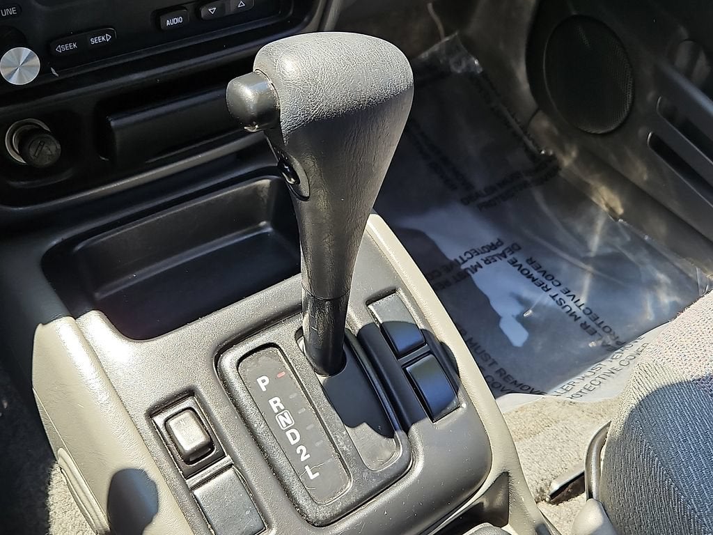 2000 Chevrolet Tracker NA