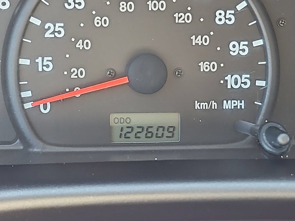 2000 Chevrolet Tracker NA