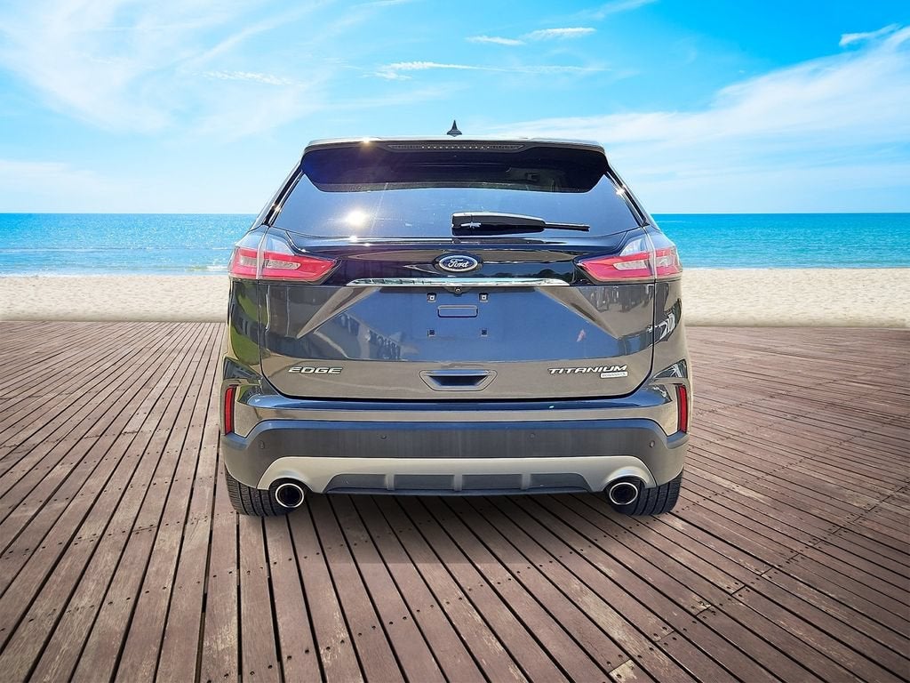 2020 Ford Edge Titanium