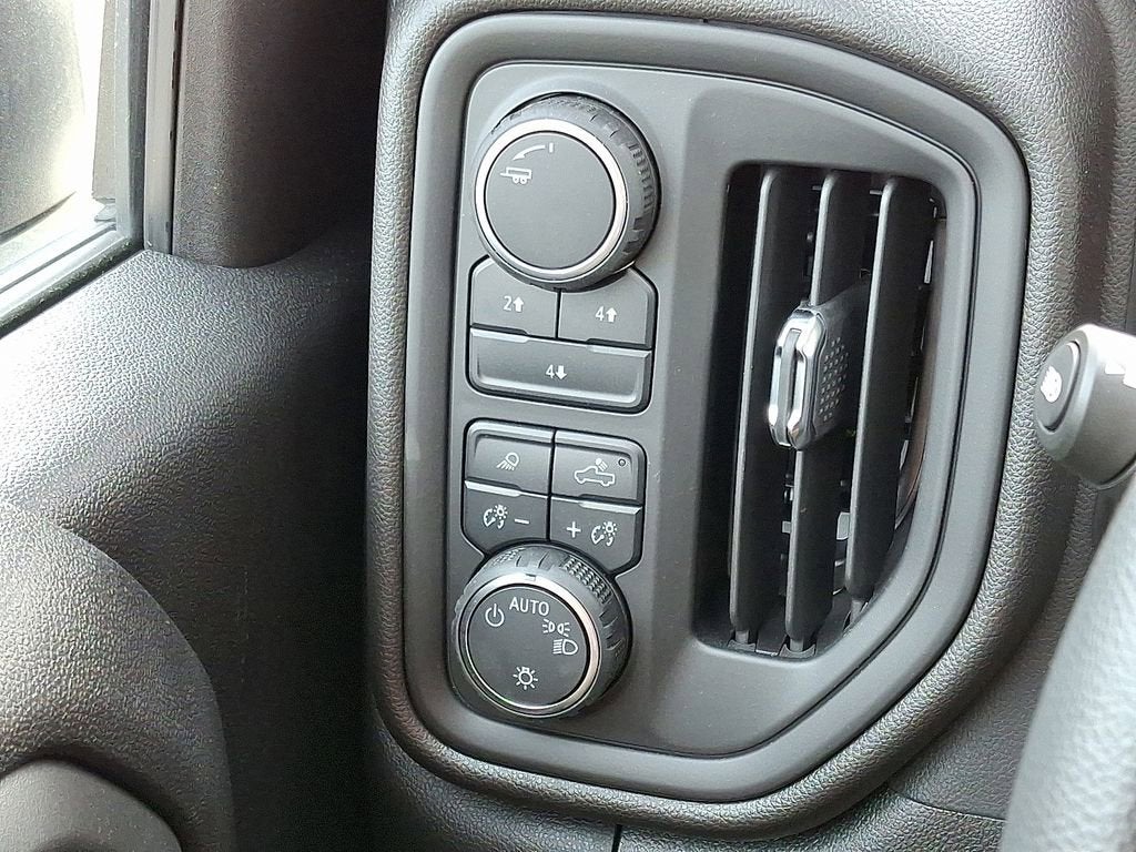 2025 Chevrolet Silverado 2500 HD Custom