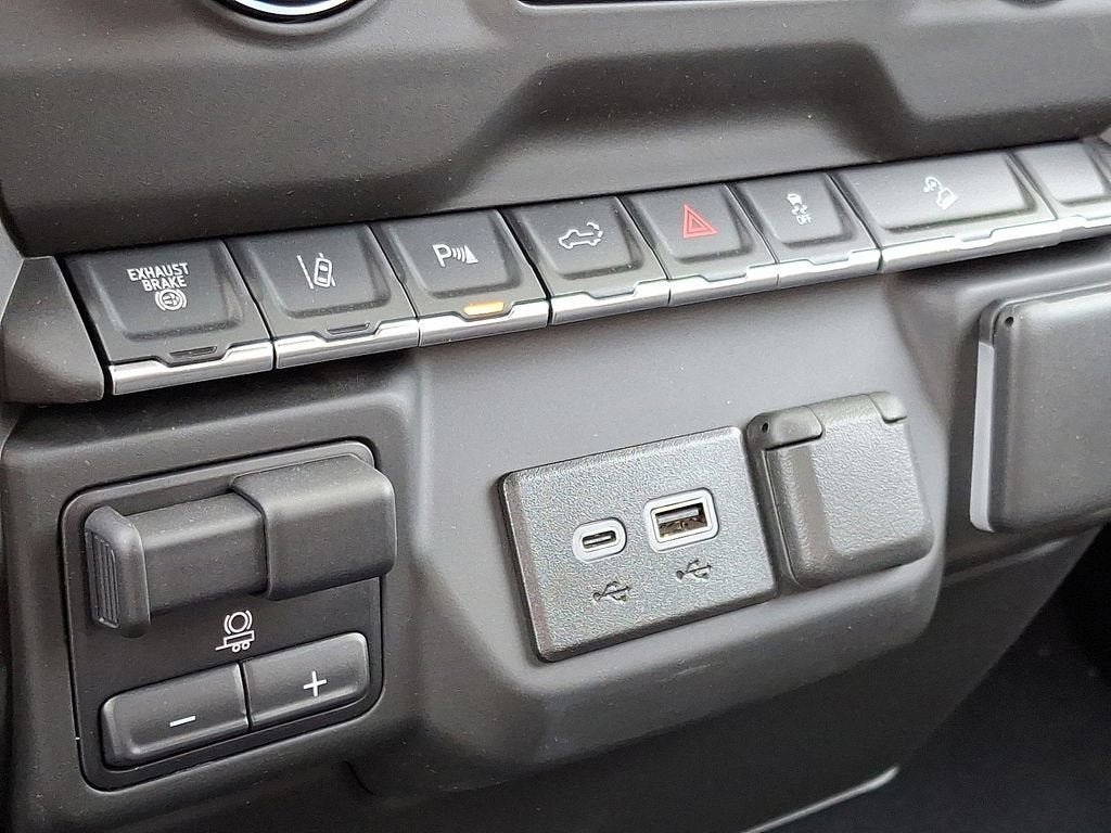 2025 Chevrolet Silverado 2500 HD Custom