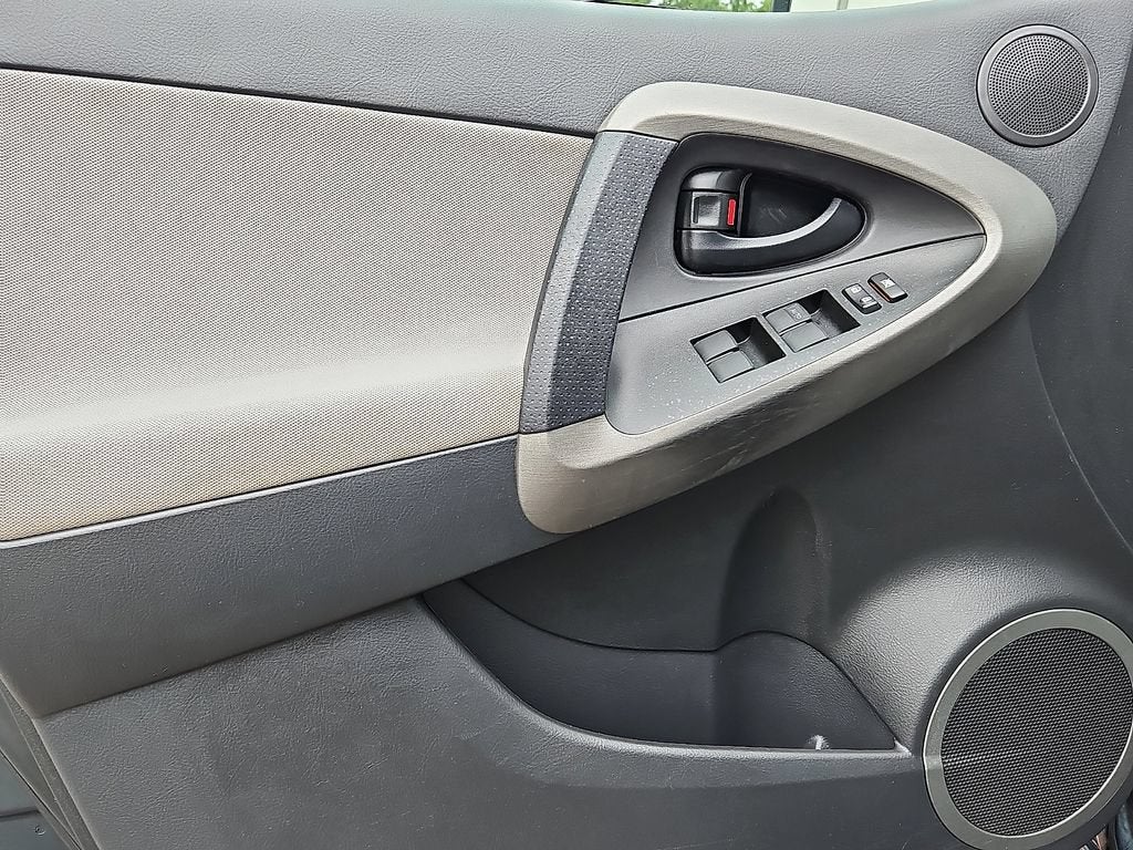 2011 Toyota RAV4 NA