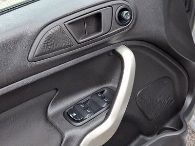 2012 Ford Fiesta SE