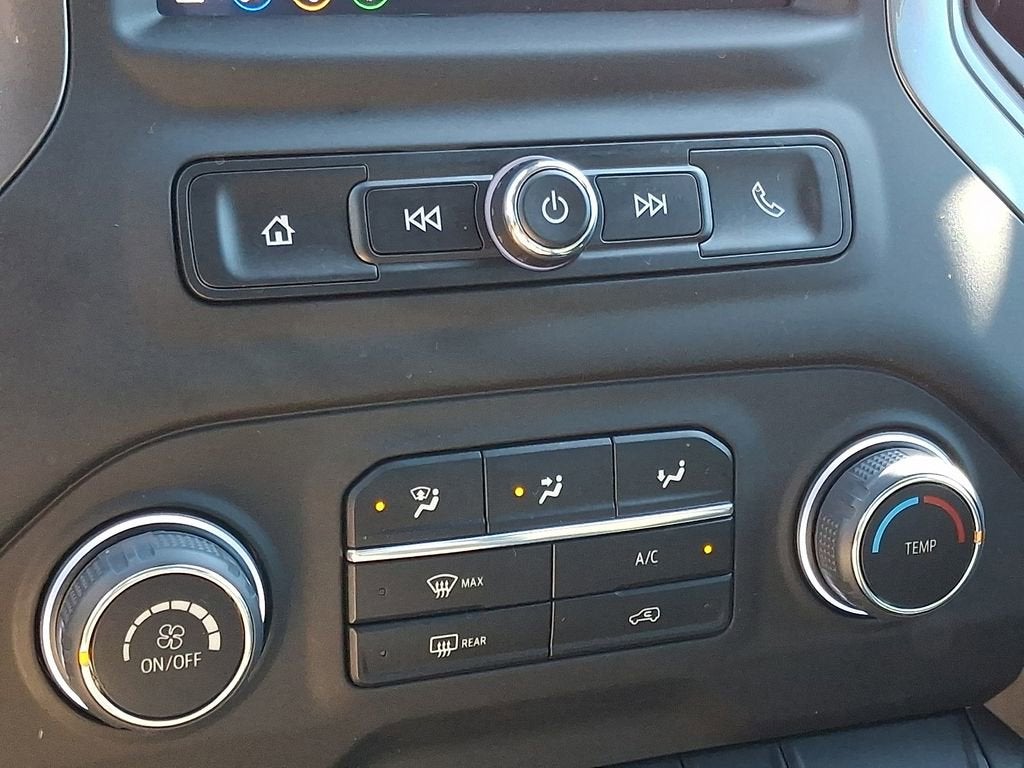 2025 Chevrolet Silverado 1500 Custom