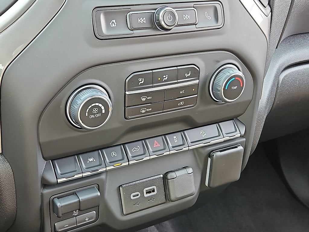 2024 Chevrolet Silverado 1500 Custom Trail Boss