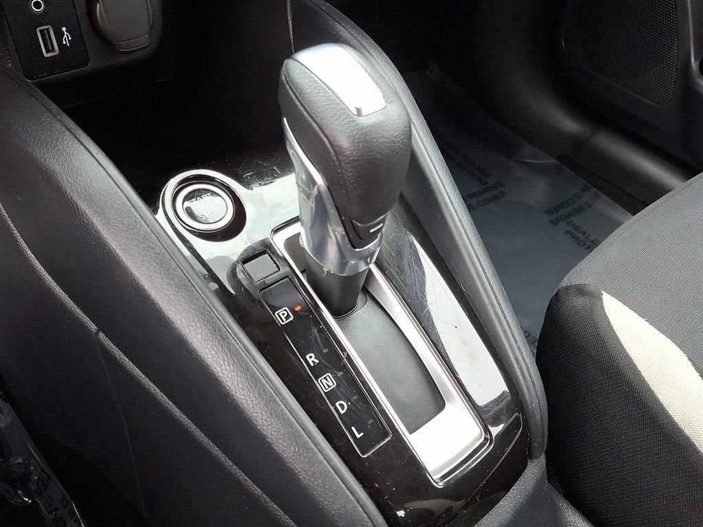 2021 Nissan Versa SV Xtronic CVT