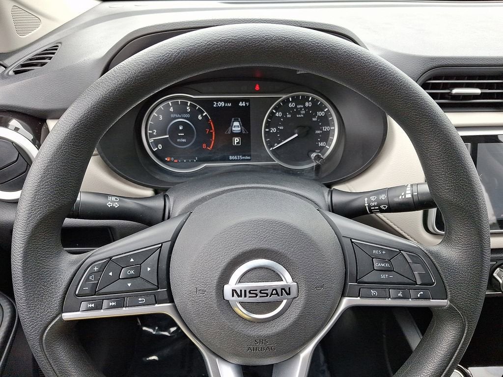 2021 Nissan Versa SV Xtronic CVT