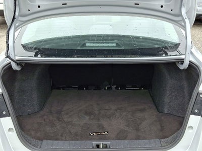 2021 Nissan Versa SV Xtronic CVT