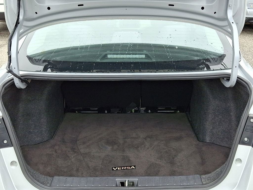 2021 Nissan Versa SV Xtronic CVT