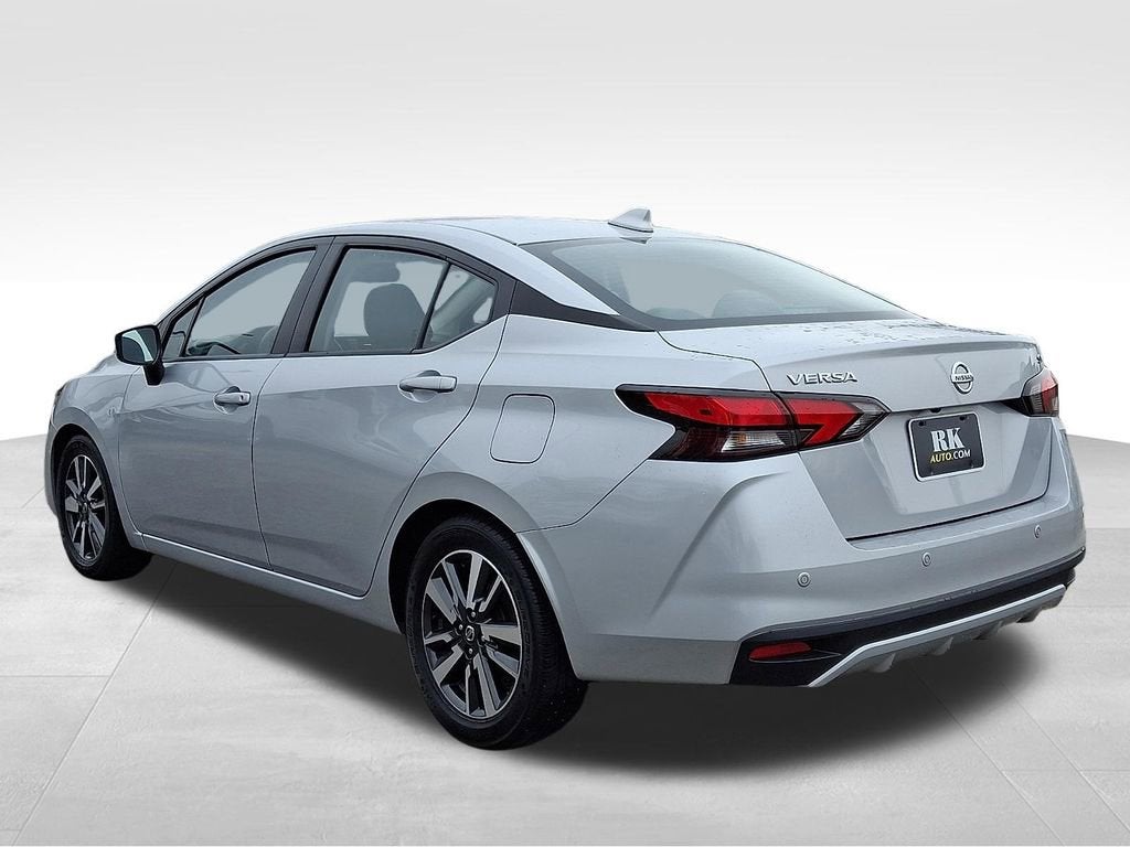 2021 Nissan Versa SV Xtronic CVT