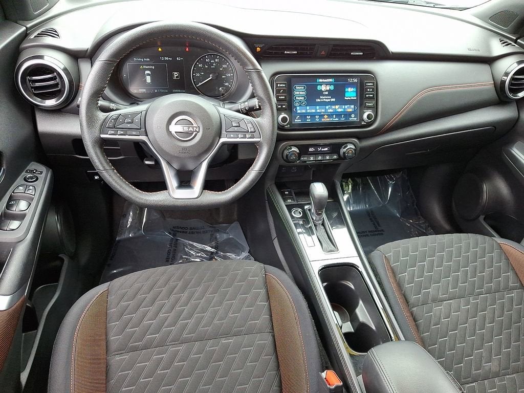 2023 Nissan Kicks SR Xtronic CVT