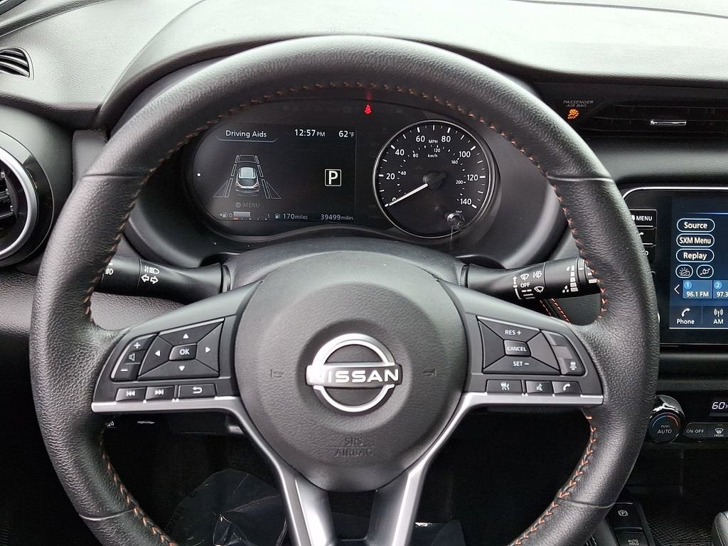2023 Nissan Kicks SR Xtronic CVT